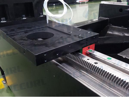 Máquina de corte CNC para aluminio por láser de fibra IPG 1KW