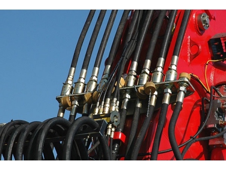 Manguera Hidráulica de Succión y Retorno de Carburantes R4