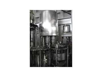 Máquina llenadora isóbarica para bebidas carbonatadas