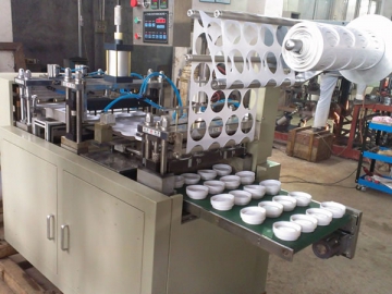 Máquina formadora de tapas plásticas MG-L450