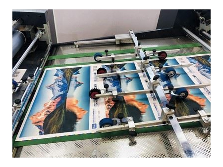 Máquina de revestimiento UV automática SGZ-II-1200