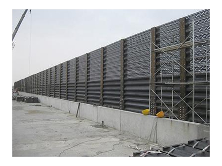 Barrera rompevientos para vías férreas