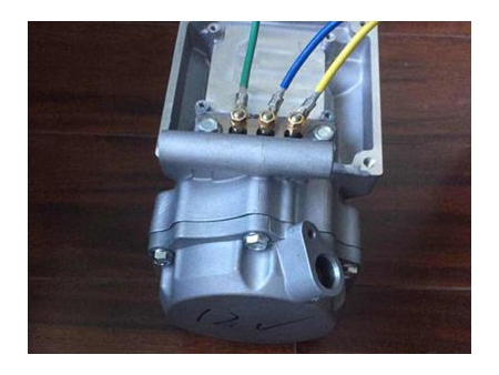 Terminal/Borne de compresor 12V - 24V de aire acondicionado para coches