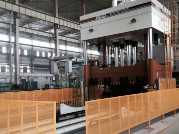 Prensa para retoque y ajuste de moldes 500T adquirida por fabricantes automotrices