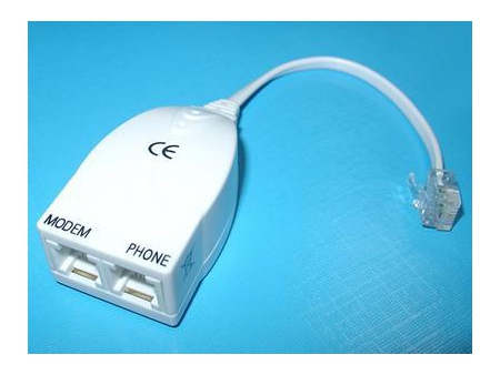 Filtro ADSL, 1 macho RJ11 a 2 hembras RJ11