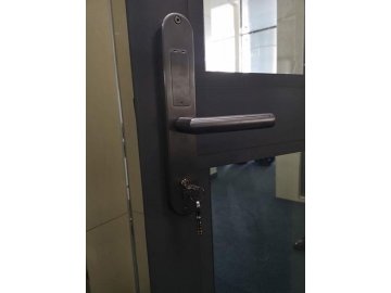 Puerta abatible ES61, con cerradura digital