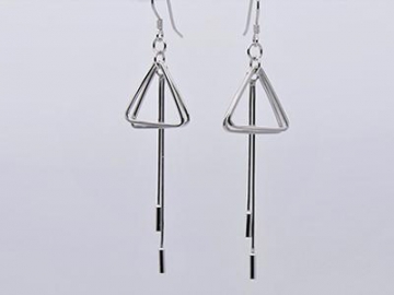 Aretes Largos, con Doble Triángulo Colgante de Plata 925
