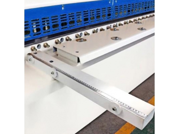 Cizalla Hidráulica de Viga Oscilante Serie QC12; Cizalla Industrial; Cizallas para Corte de Metal; Equipo para Corte de Chapa Metálica; Cortadora de Chapa Metálica