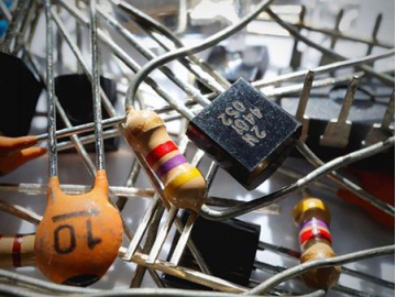 Envolventes Eléctricos; Retardante de Llama para Envolventes Eléctricos; Retardantes de Llama para Componentes Electrónicos