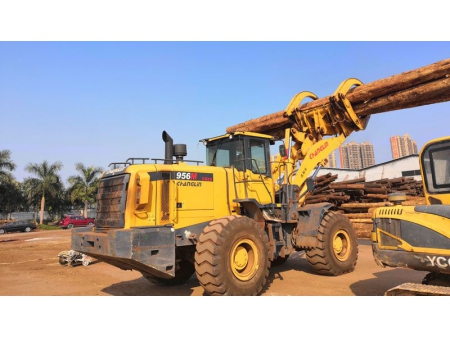 Cargador de ruedas 957S