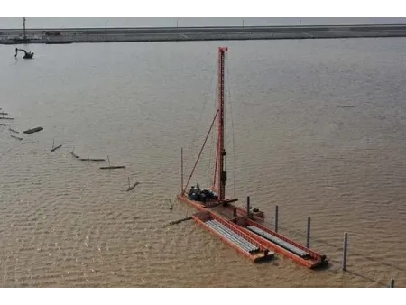 Plataforma autoelevable