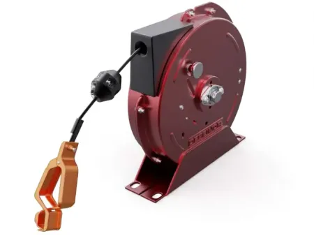 Carrete retráctil para descarga estática