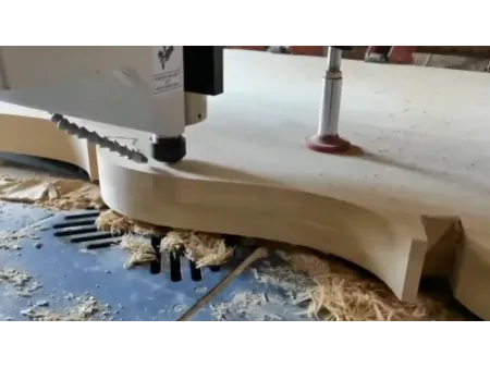 Cortadora CNC de madera de alta precisión