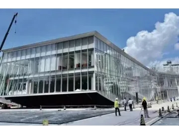 Edificios comerciales y salas de exposición de acero