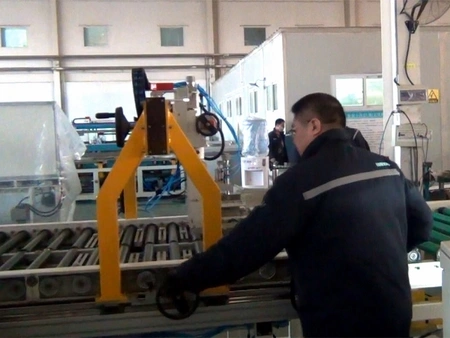 Impresora serigráfica automática de logotipos