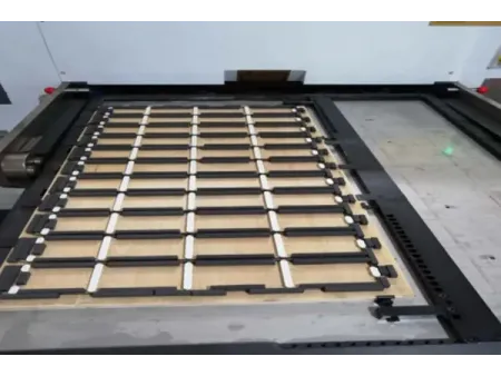 Troqueladora automática de cama plana, CZYL-ADM