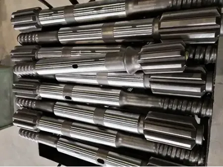 Adaptadores de vástago para martillo en cabeza