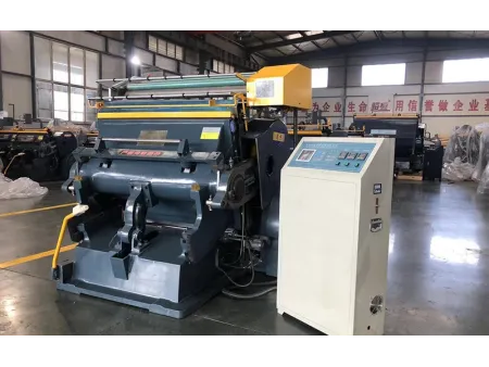 Troqueladora manual a mandíbula, con estampado en caliente